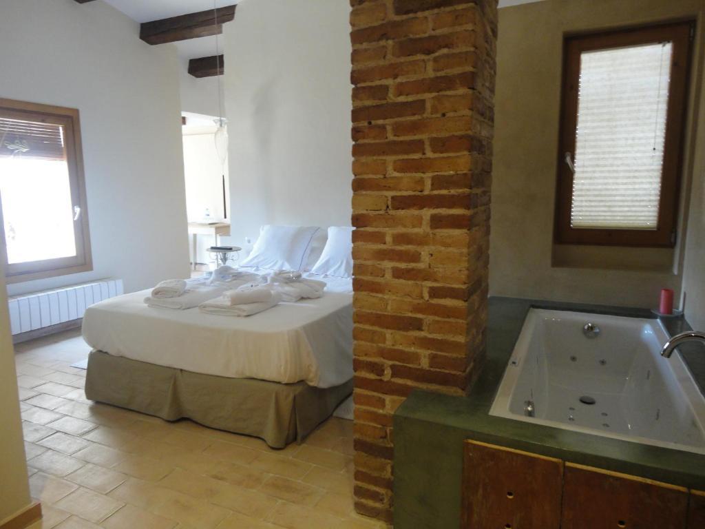 Hotel Rural Cal Torner Adults Only Guiamets Kamer foto
